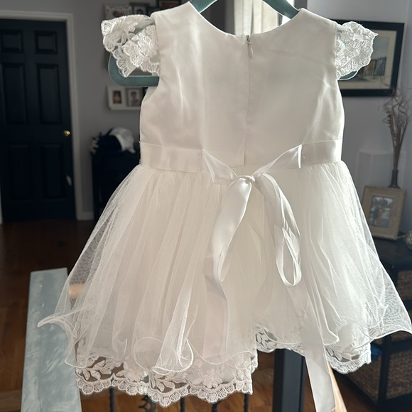 Baby Fancy Dress - Picture 2 of 2